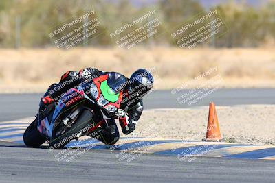 media/Jan-09-2022-SoCal Trackdays (Sun) [[2b1fec8404]]/Turn 6 (1035am)/